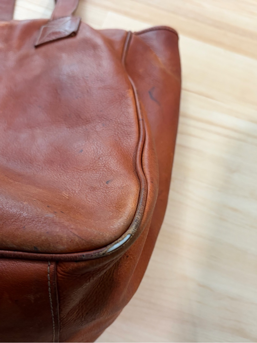 Ralph Lauren Leather Tote with Brass Hook - Picture 5 of 16